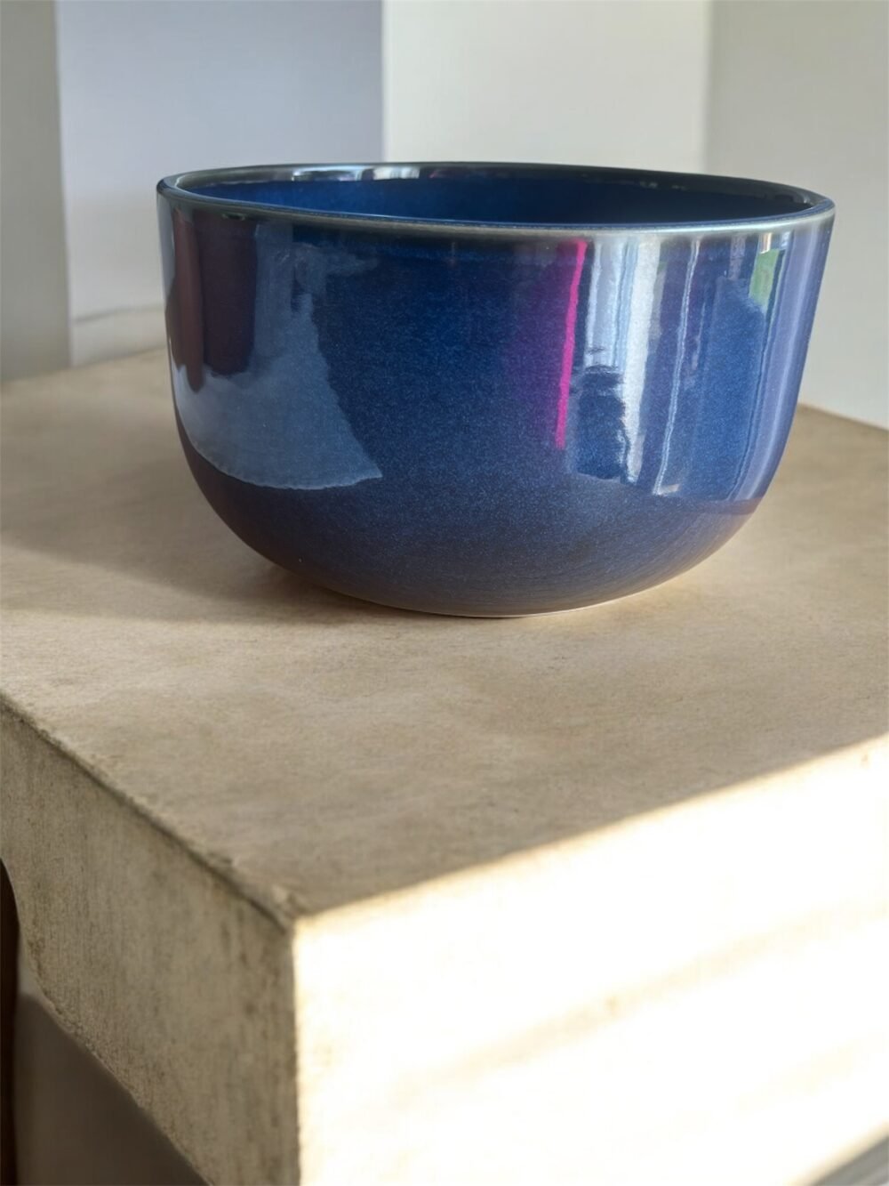 le saladier en céramique "Zéphyr" bleu Galaxy